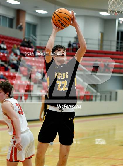 Thumbnail 3 in Prairie Grove @ Farmington photogallery.