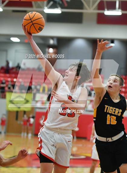 Thumbnail 3 in Prairie Grove @ Farmington photogallery.