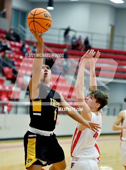 Thumbnail 3 in Prairie Grove @ Farmington photogallery.