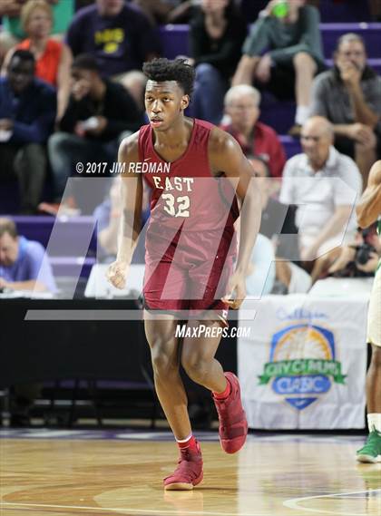 Thumbnail 3 in Oak Ridge vs. Memphis East (City of Palms Classic) photogallery.