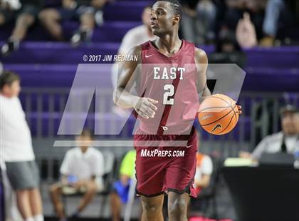 Thumbnail 1 in Oak Ridge vs. Memphis East (City of Palms Classic) photogallery.