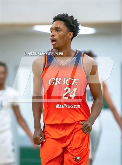 Thumbnail 2 in Crossroads Christian vs. GRACE Christian (Greenfield Christmas Tournament) photogallery.