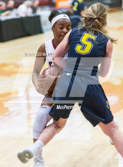 Thumbnail 2 in Notre Dame vs. Sacred Heart Prep (CIF CCS D4 Final) photogallery.