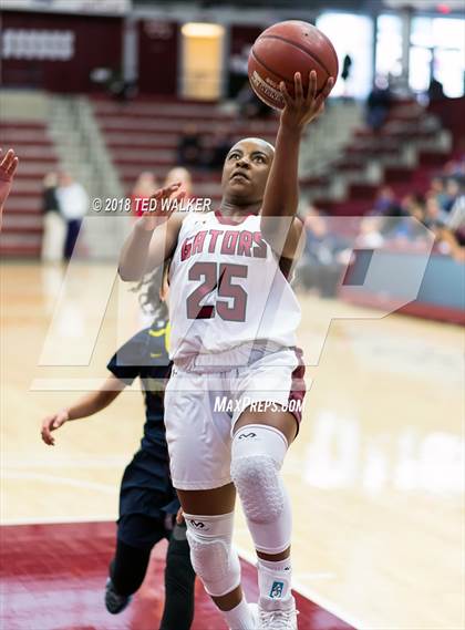 Thumbnail 1 in Notre Dame vs. Sacred Heart Prep (CIF CCS D4 Final) photogallery.