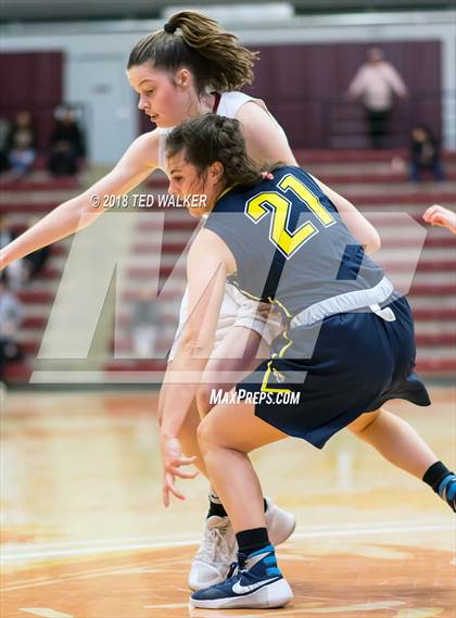 Thumbnail 3 in Notre Dame vs. Sacred Heart Prep (CIF CCS D4 Final) photogallery.