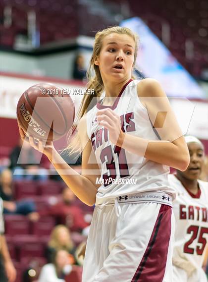 Thumbnail 1 in Notre Dame vs. Sacred Heart Prep (CIF CCS D4 Final) photogallery.