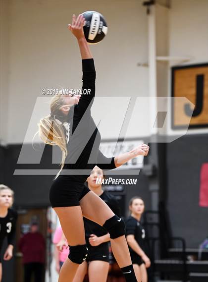 Thumbnail 3 in Chico @ Graford photogallery.