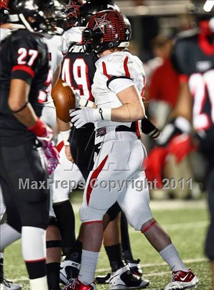 Thumbnail 3 in Trinity vs. Coppell (5A Region 1 Quarterfinals) photogallery.