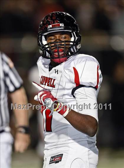 Thumbnail 3 in Trinity vs. Coppell (5A Region 1 Quarterfinals) photogallery.
