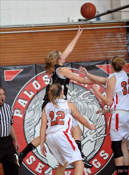 Thumbnail 2 in Bishop Montgomery @ Palos Verdes photogallery.