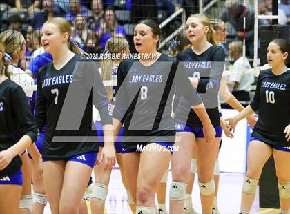 Thumbnail 1 in Decatur @ La Vernia (UIL 4A D1 Volleyball Final) photogallery.