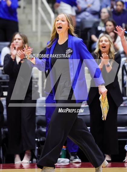 Thumbnail 2 in Decatur @ La Vernia (UIL 4A D1 Volleyball Final) photogallery.