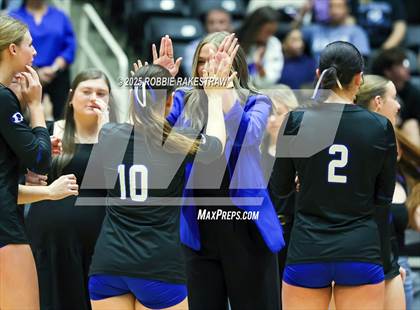 Thumbnail 2 in Decatur @ La Vernia (UIL 4A D1 Volleyball Final) photogallery.