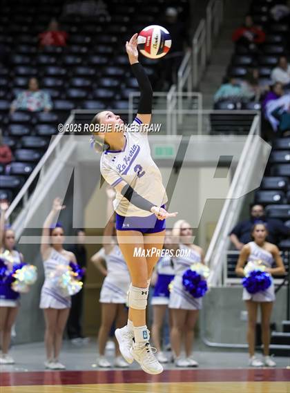 Thumbnail 2 in Decatur @ La Vernia (UIL 4A D1 Volleyball Final) photogallery.
