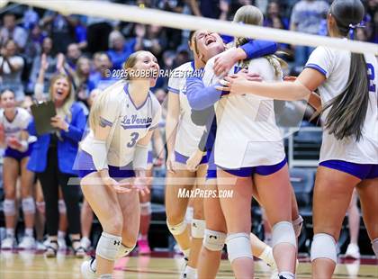 Thumbnail 1 in Decatur @ La Vernia (UIL 4A D1 Volleyball Final) photogallery.