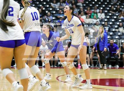 Thumbnail 2 in Decatur @ La Vernia (UIL 4A D1 Volleyball Final) photogallery.