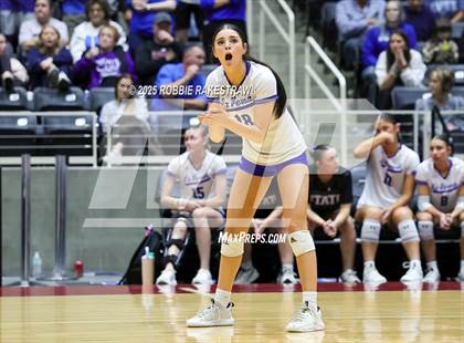 Thumbnail 2 in Decatur @ La Vernia (UIL 4A D1 Volleyball Final) photogallery.