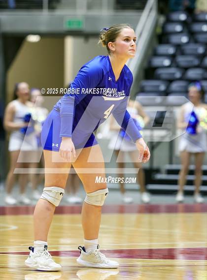 Thumbnail 3 in Decatur @ La Vernia (UIL 4A D1 Volleyball Final) photogallery.