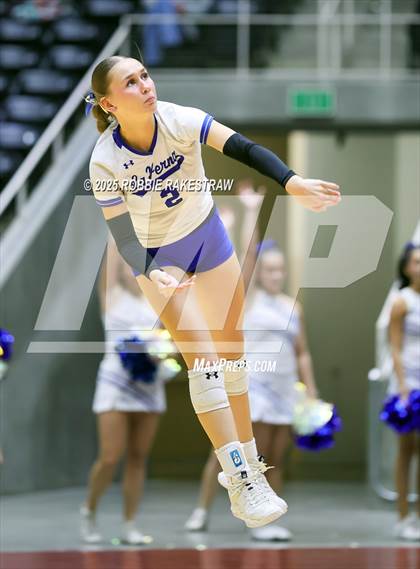 Thumbnail 1 in Decatur @ La Vernia (UIL 4A D1 Volleyball Final) photogallery.