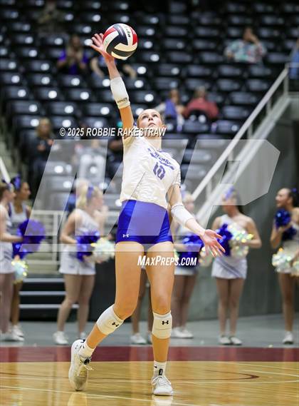 Thumbnail 2 in Decatur @ La Vernia (UIL 4A D1 Volleyball Final) photogallery.