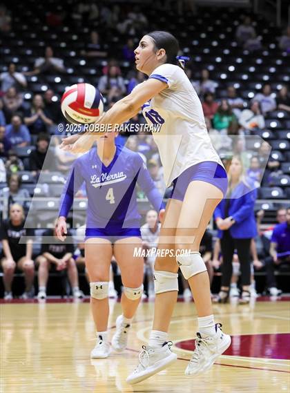 Thumbnail 3 in Decatur @ La Vernia (UIL 4A D1 Volleyball Final) photogallery.