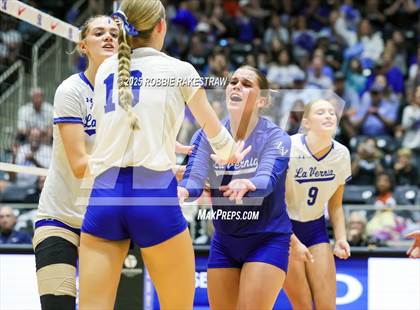 Thumbnail 2 in Decatur @ La Vernia (UIL 4A D1 Volleyball Final) photogallery.