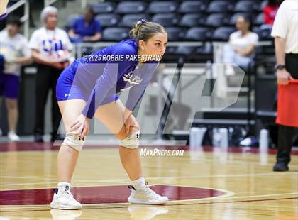 Thumbnail 3 in Decatur @ La Vernia (UIL 4A D1 Volleyball Final) photogallery.