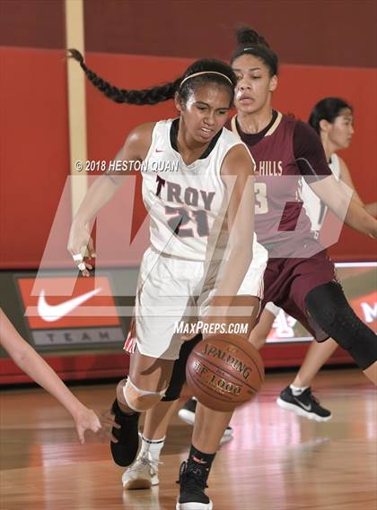 Thumbnail 3 in Troy vs. Mission Hills (Matt Denning Hoops Classic) photogallery.