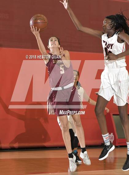 Thumbnail 2 in Troy vs. Mission Hills (Matt Denning Hoops Classic) photogallery.