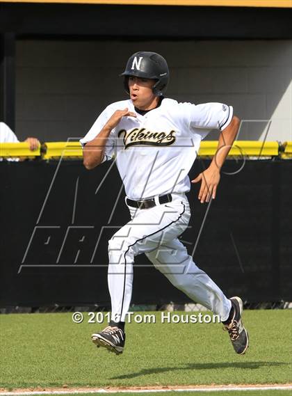 Thumbnail 3 in Northview vs Maranatha photogallery.