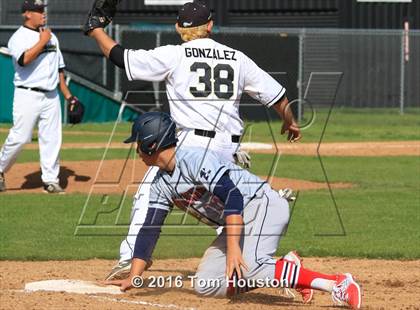 Thumbnail 3 in Northview vs Maranatha photogallery.
