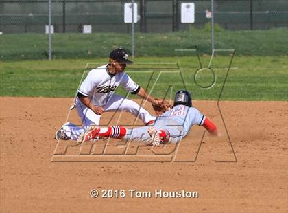 Thumbnail 2 in Northview vs Maranatha photogallery.