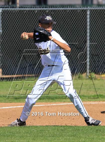 Thumbnail 2 in Northview vs Maranatha photogallery.