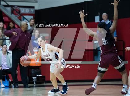 Thumbnail 2 in Plano vs Sachse (UIL 6A Regional Quarterfinal Playoff) photogallery.