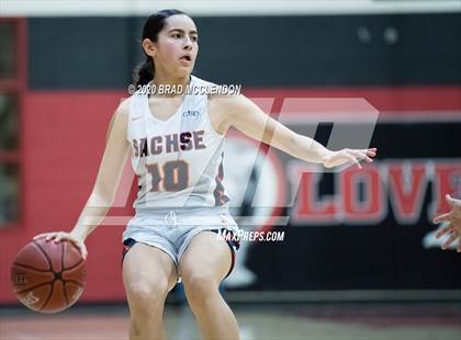 Thumbnail 3 in Plano vs Sachse (UIL 6A Regional Quarterfinal Playoff) photogallery.
