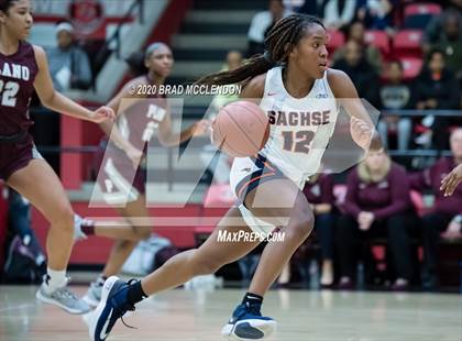 Thumbnail 2 in Plano vs Sachse (UIL 6A Regional Quarterfinal Playoff) photogallery.