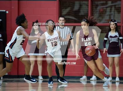 Thumbnail 2 in Plano vs Sachse (UIL 6A Regional Quarterfinal Playoff) photogallery.