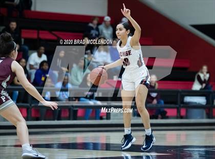 Thumbnail 2 in Plano vs Sachse (UIL 6A Regional Quarterfinal Playoff) photogallery.