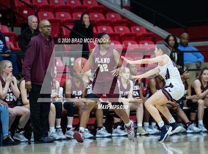 Thumbnail 3 in Plano vs Sachse (UIL 6A Regional Quarterfinal Playoff) photogallery.