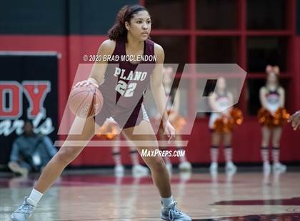 Thumbnail 1 in Plano vs Sachse (UIL 6A Regional Quarterfinal Playoff) photogallery.
