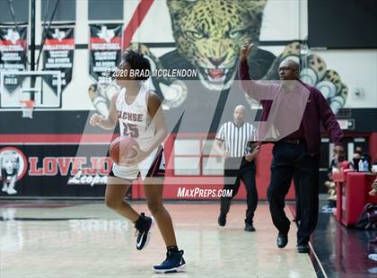 Thumbnail 1 in Plano vs Sachse (UIL 6A Regional Quarterfinal Playoff) photogallery.