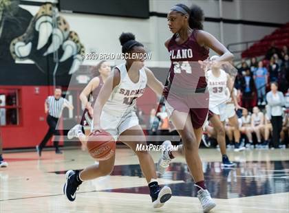 Thumbnail 2 in Plano vs Sachse (UIL 6A Regional Quarterfinal Playoff) photogallery.