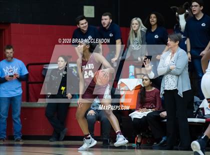 Thumbnail 2 in Plano vs Sachse (UIL 6A Regional Quarterfinal Playoff) photogallery.