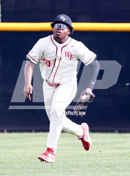 Thumbnail 1 in Skyline vs. Williams Field (Bob Everett Classic) photogallery.