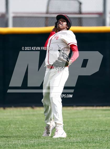 Thumbnail 1 in Skyline vs. Williams Field (Bob Everett Classic) photogallery.