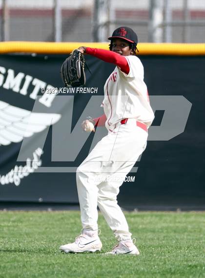 Thumbnail 3 in Skyline vs. Williams Field (Bob Everett Classic) photogallery.