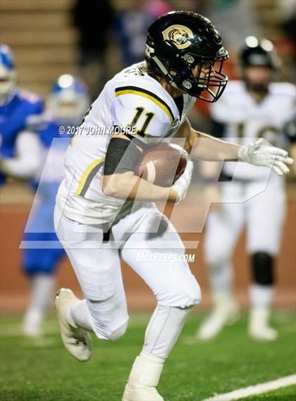 Thumbnail 3 in Canadian vs. Childress (UIL 3A D2 Quarterfinal) photogallery.