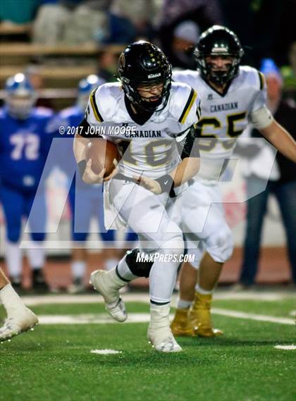 Thumbnail 3 in Canadian vs. Childress (UIL 3A D2 Quarterfinal) photogallery.