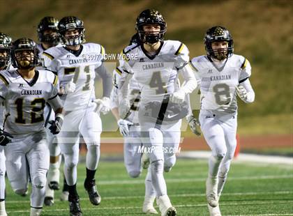 Thumbnail 2 in Canadian vs. Childress (UIL 3A D2 Quarterfinal) photogallery.