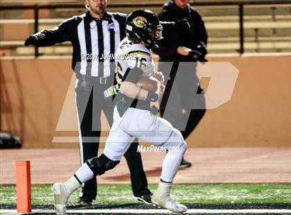 Thumbnail 2 in Canadian vs. Childress (UIL 3A D2 Quarterfinal) photogallery.